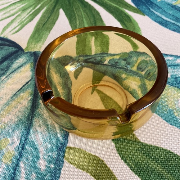 Vintage Amber Glass Small Ashtray Coin Dish Trinket Smooth Rounded shape - Picture 10 of 10